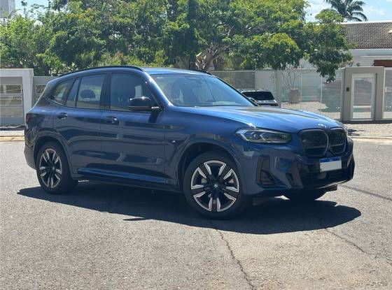 BMW iX3 ELÉTRICO M SPORT BMW iX3 ELÉTRICO M SPORT